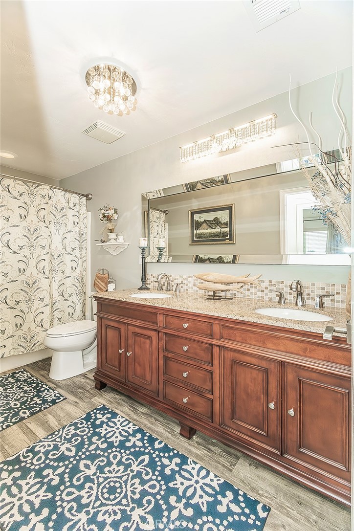 3046 Indianapolis, Clovis, CA 93619