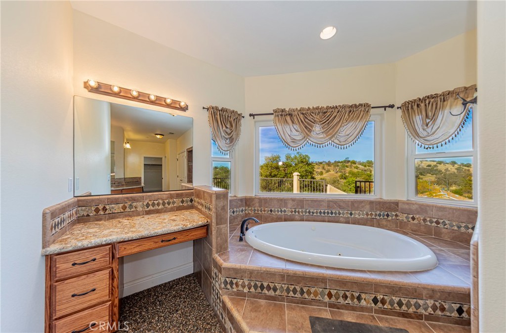 33099 Road 800, Raymond, CA 93653