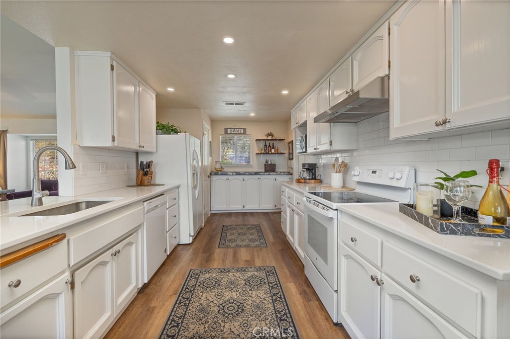 30301 E Longview Ln, Coarsegold, CA 93614