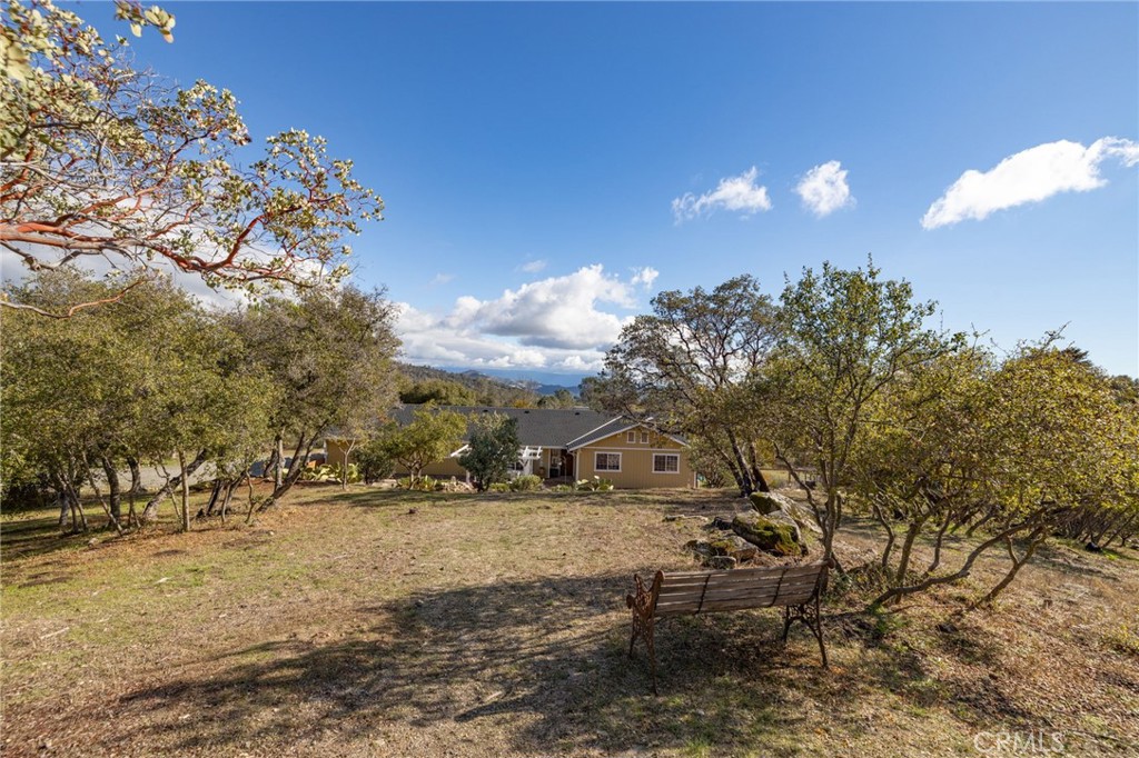 30301 E Longview Ln, Coarsegold, CA 93614