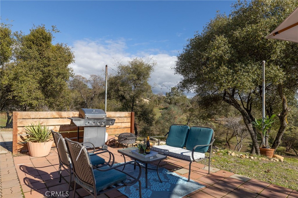 30301 E Longview Ln, Coarsegold, CA 93614