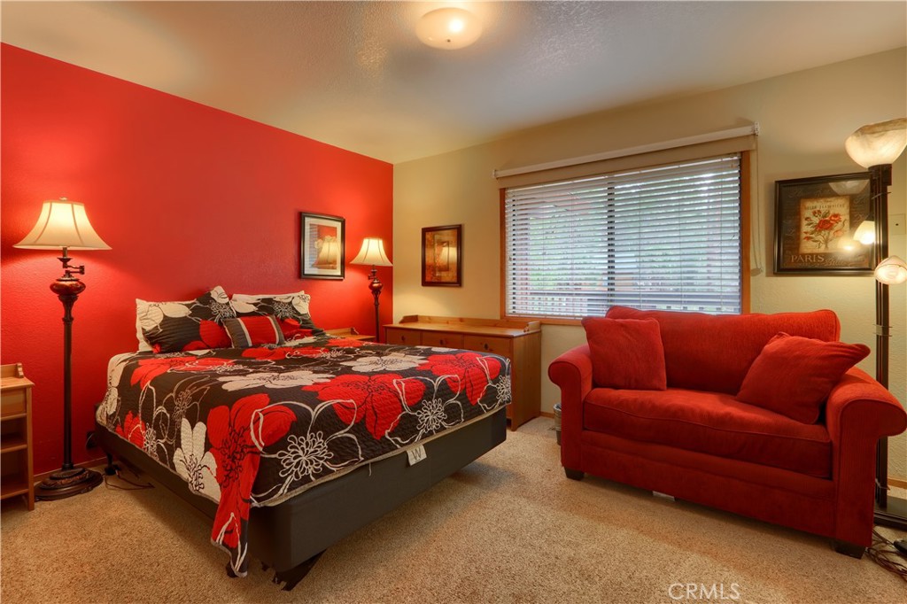 8041 Chilnualna Falls, Wawona, CA 95389
