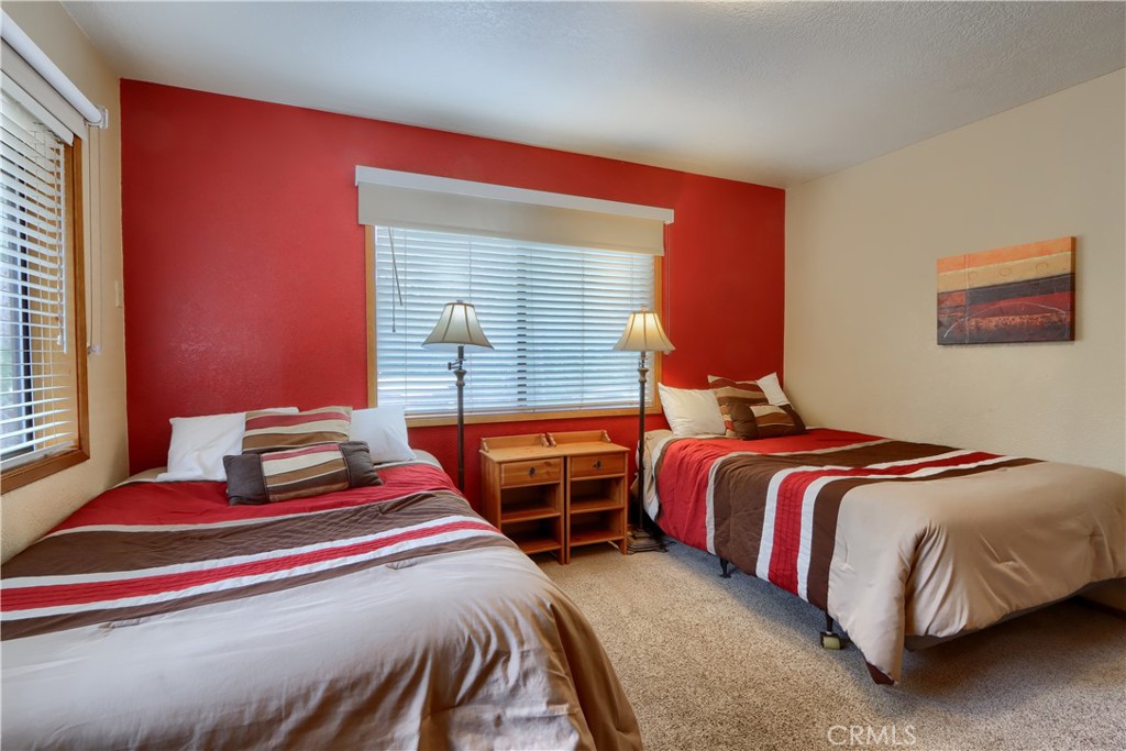8041 Chilnualna Falls, Wawona, CA 95389