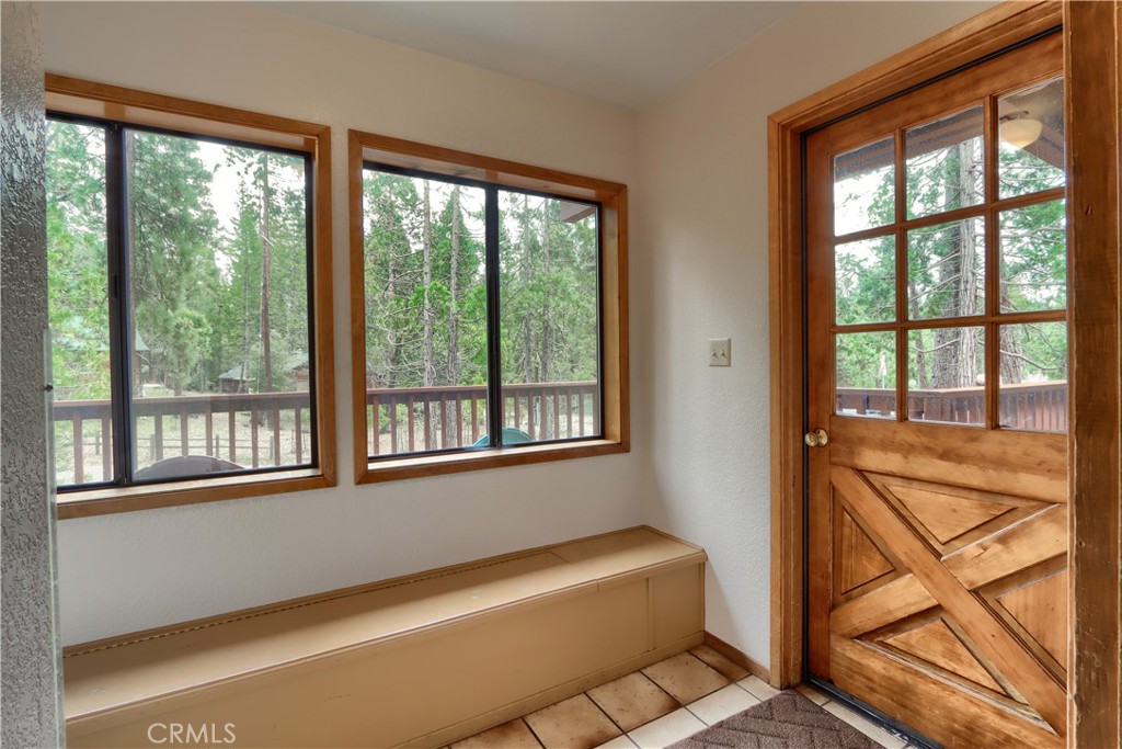 8041 Chilnualna Falls, Wawona, CA 95389