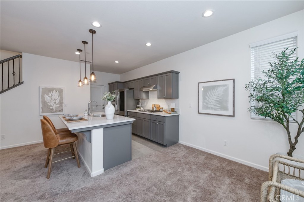 116 S Aria Ave, Madera, CA 93636