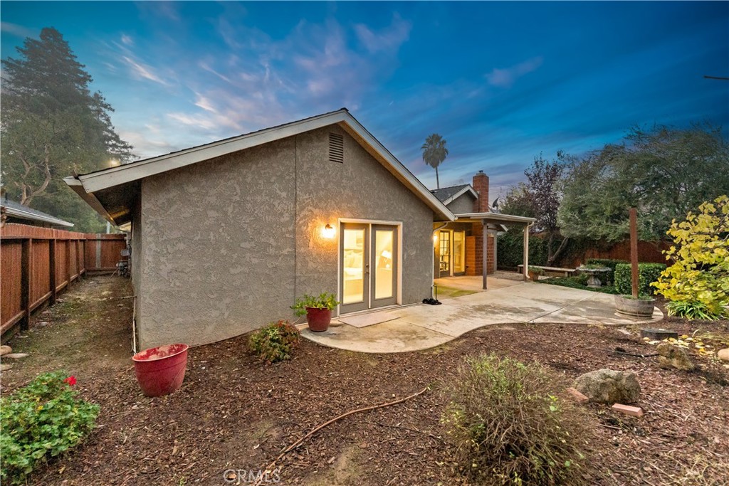 304 E Omaha Ave, Fresno, CA 93720