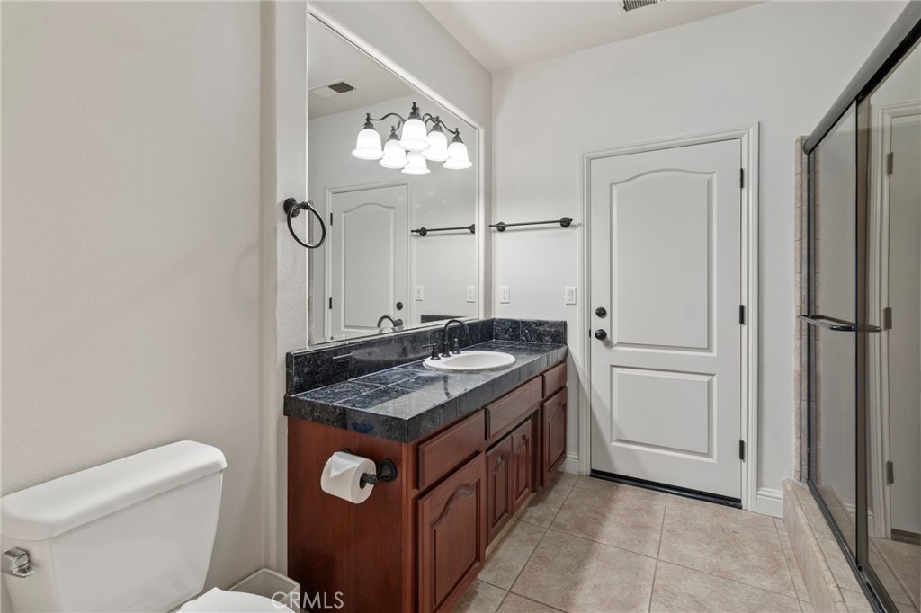 3255 Hollow, Madera, CA 93637