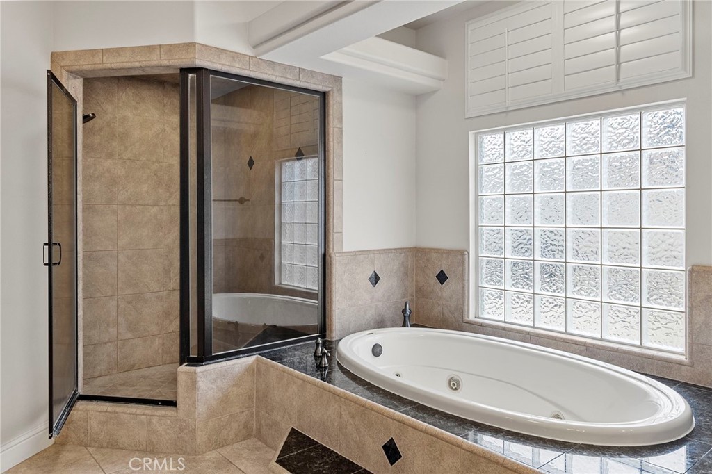 3255 Hollow, Madera, CA 93637