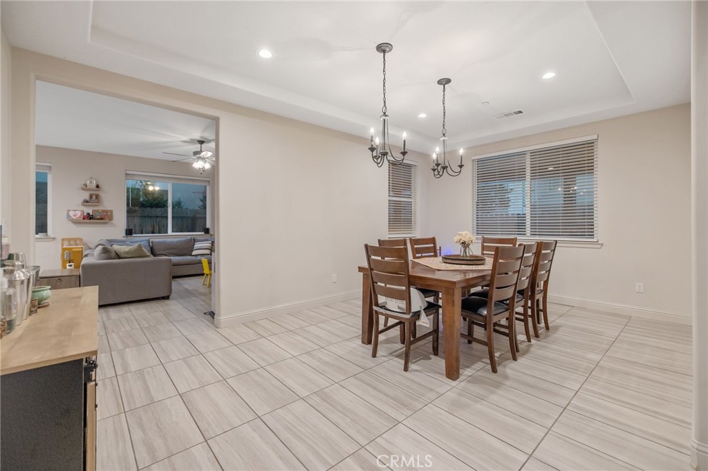 3433 W Milan, Visalia, CA 93277