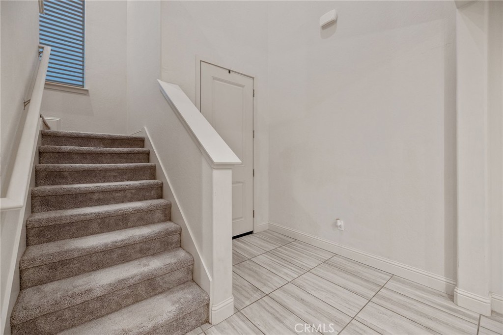 3433 W Milan, Visalia, CA 93277