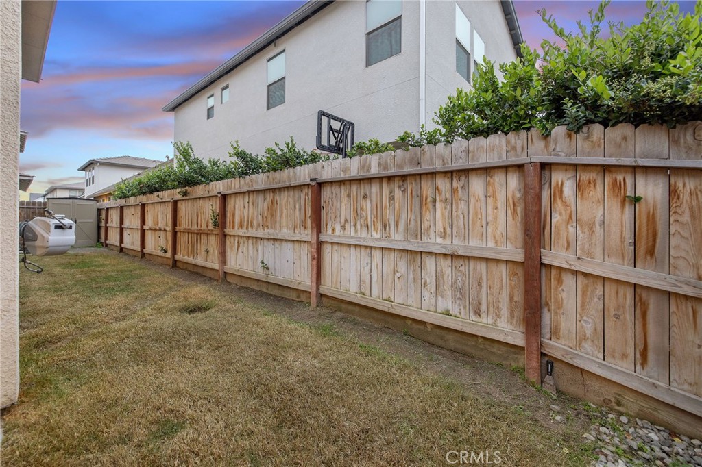 3433 W Milan, Visalia, CA 93277