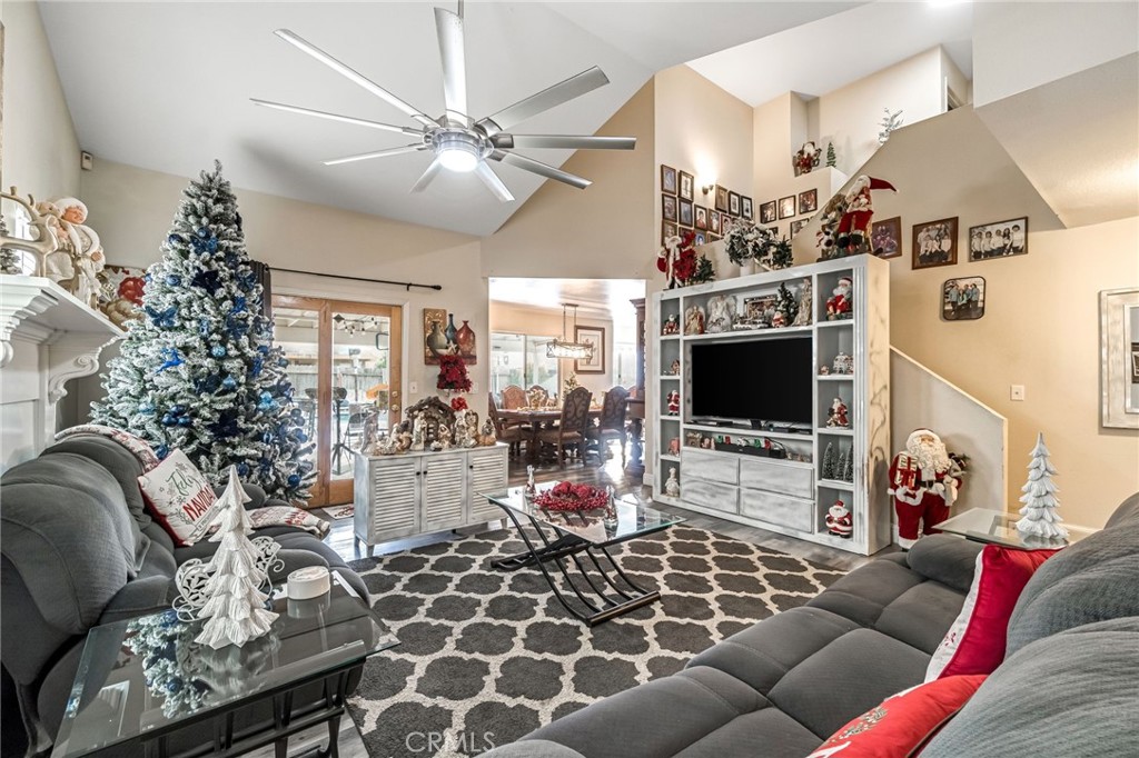 2372 Ironwood, Madera, CA 93637