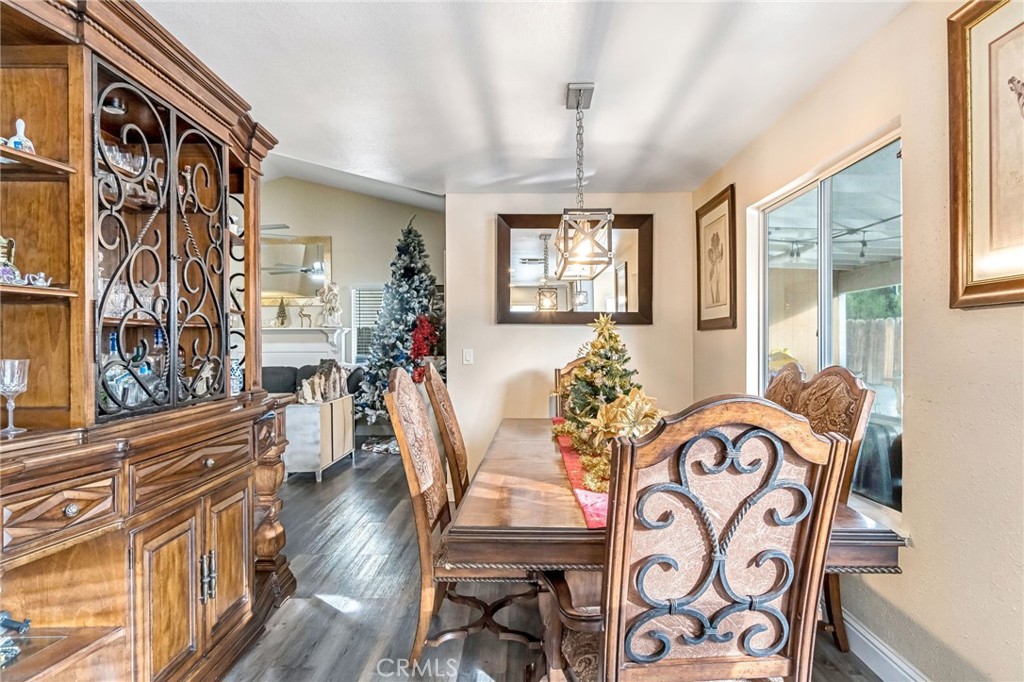 2372 Ironwood, Madera, CA 93637