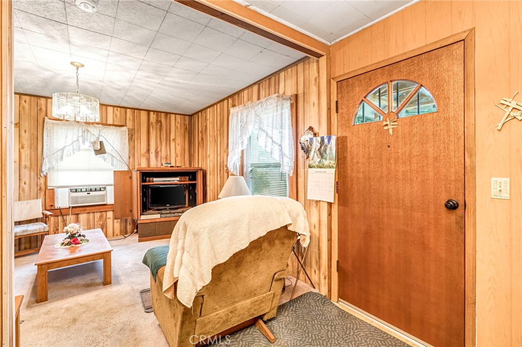 2463 Thompson, Selma, CA 93662