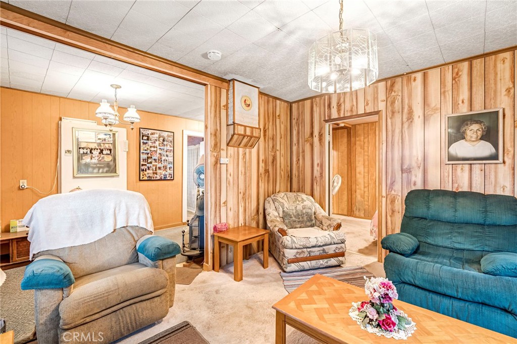 2463 Thompson, Selma, CA 93662