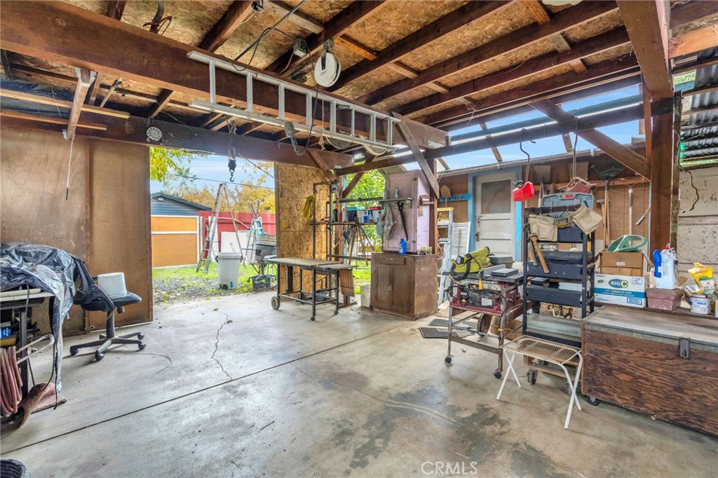 2463 Thompson, Selma, CA 93662