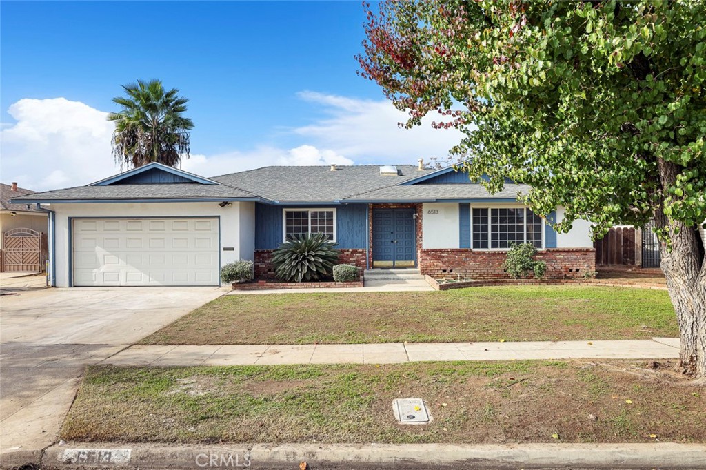 6513 N Anna, Fresno, CA 93710
