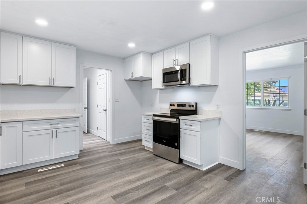 6513 N Anna, Fresno, CA 93710