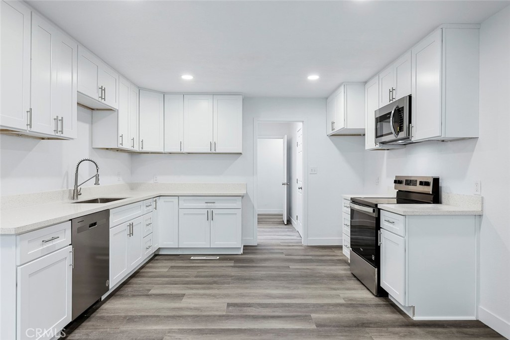 6513 N Anna, Fresno, CA 93710