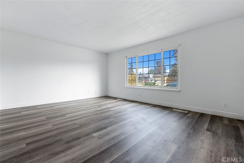 6513 N Anna, Fresno, CA 93710