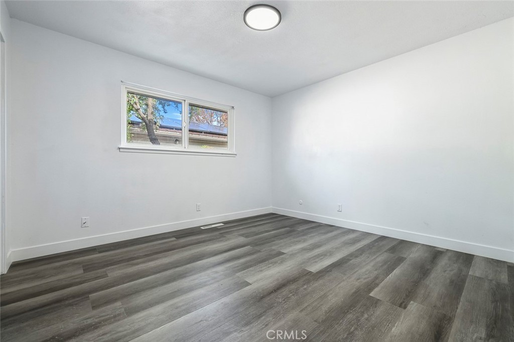 6513 N Anna, Fresno, CA 93710