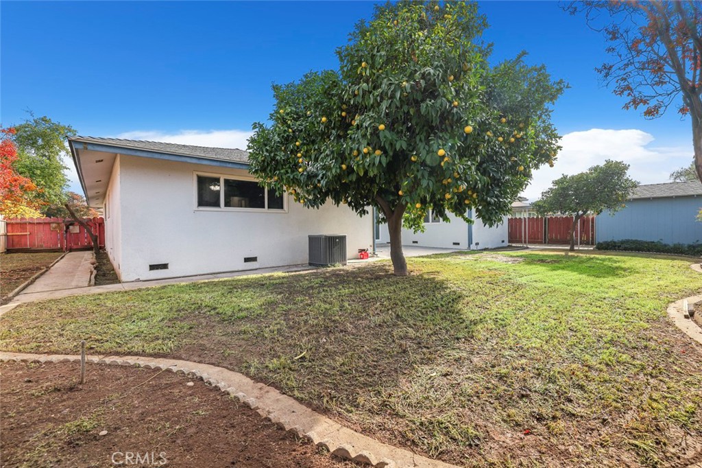 6513 N Anna, Fresno, CA 93710