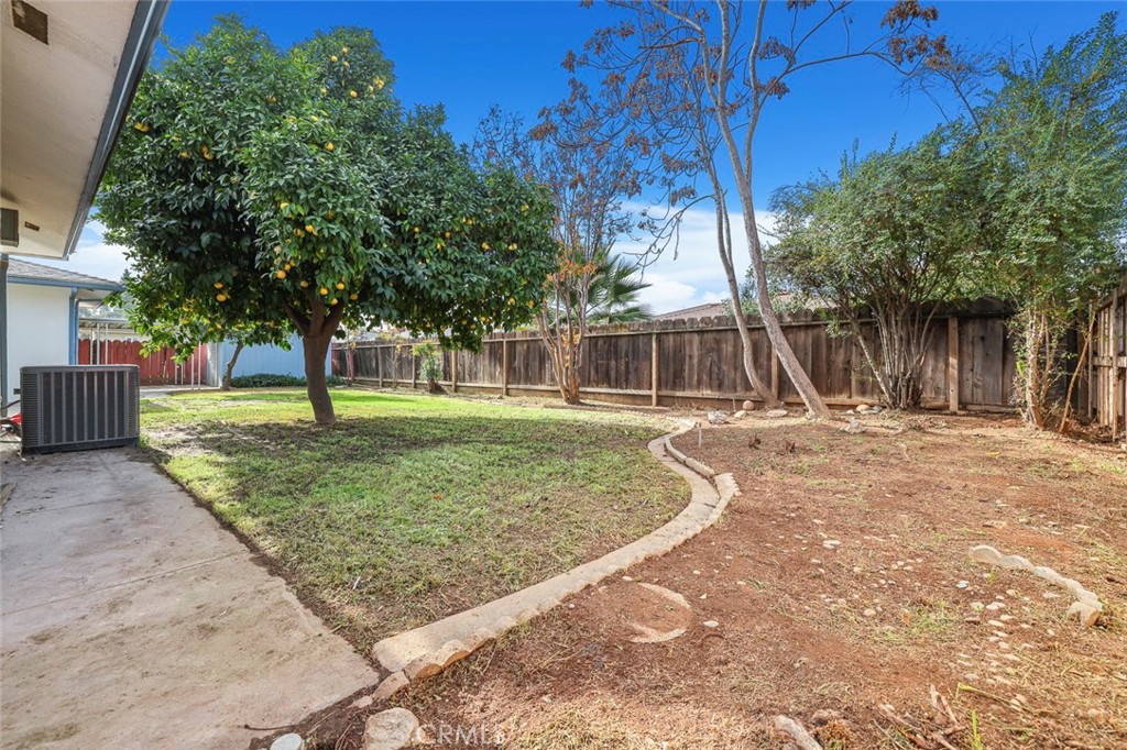 6513 N Anna, Fresno, CA 93710