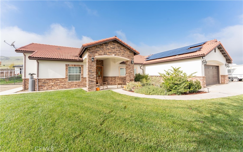 16605 Deer Creek Dr, Springville, CA 93265