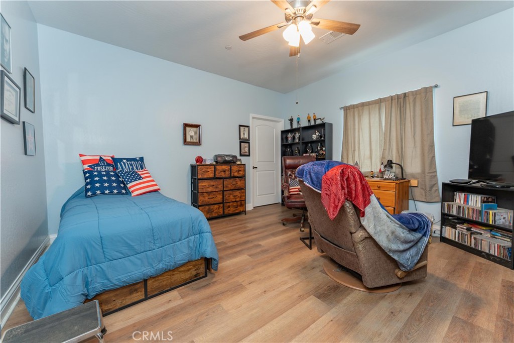 16605 Deer Creek Dr, Springville, CA 93265