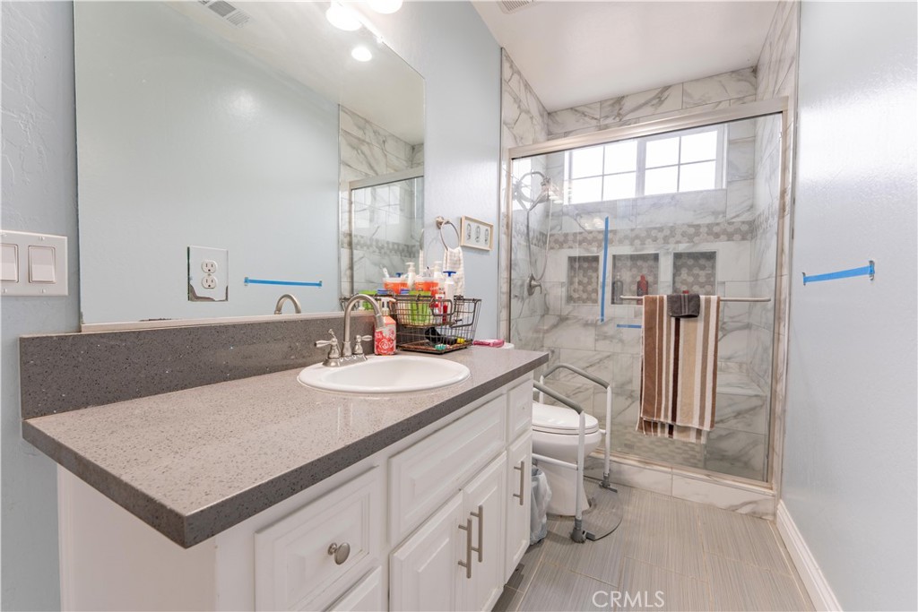 16605 Deer Creek Dr, Springville, CA 93265