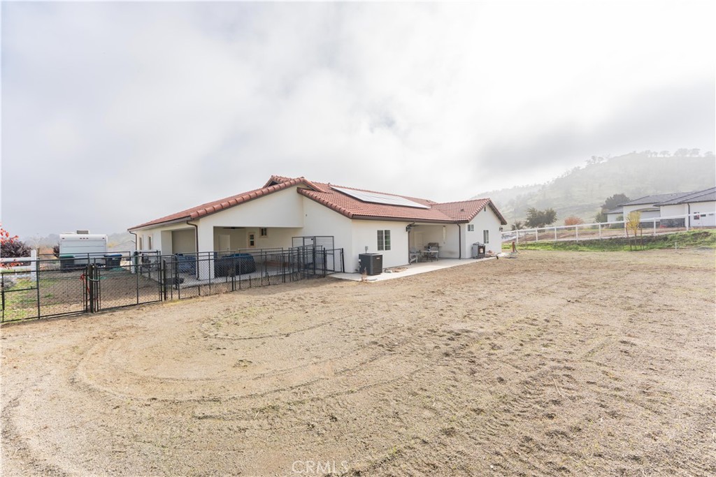 16605 Deer Creek Dr, Springville, CA 93265