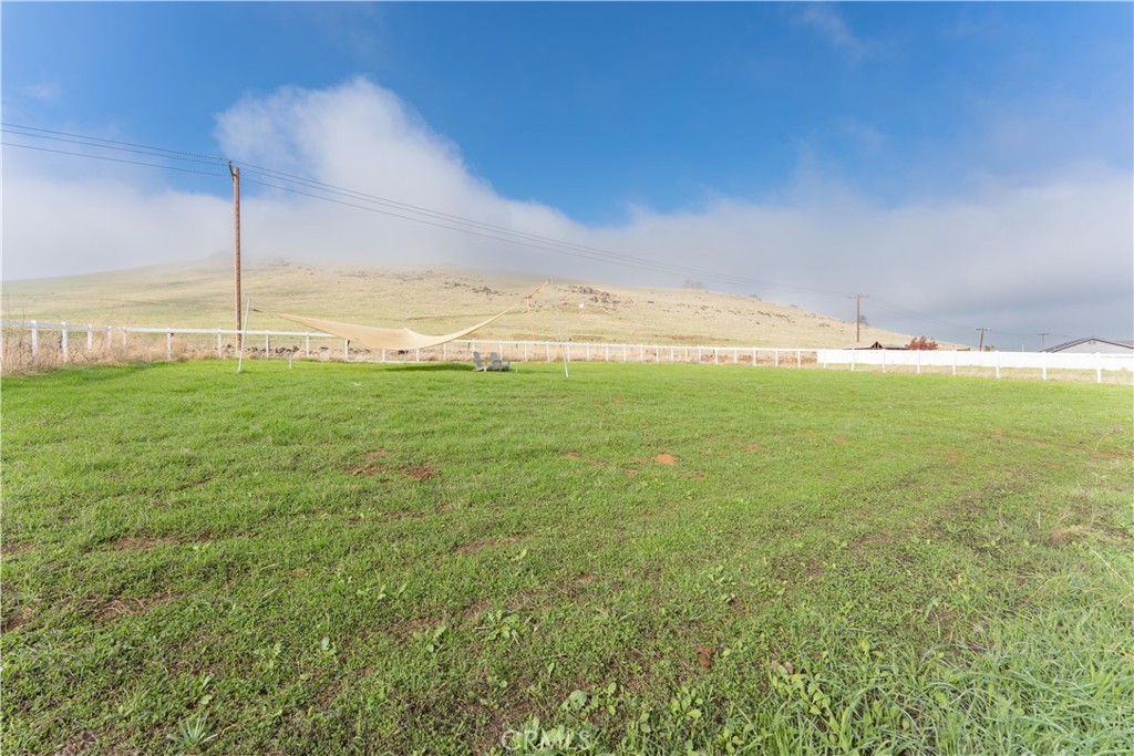 16605 Deer Creek Dr, Springville, CA 93265