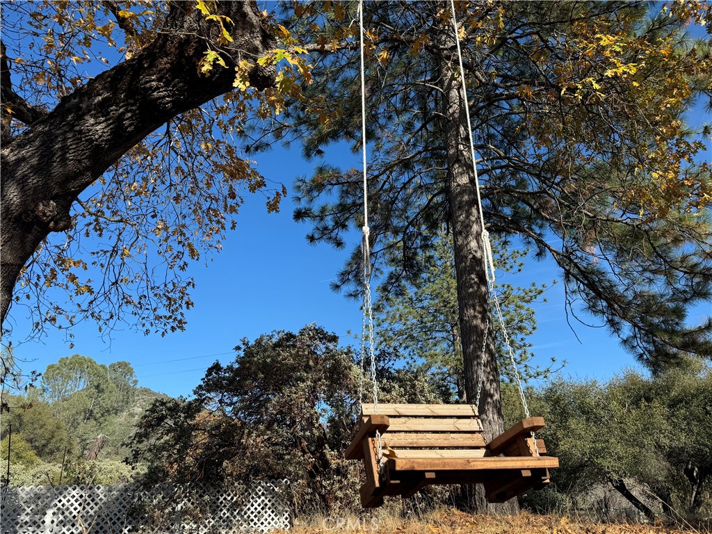 47515 Road 620, Oakhurst, CA 93644