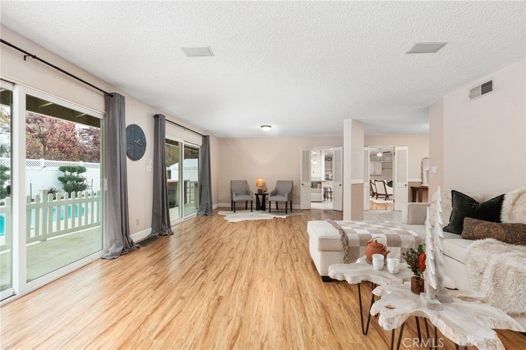 1011 Wyoming Dr, Merced, CA 95340