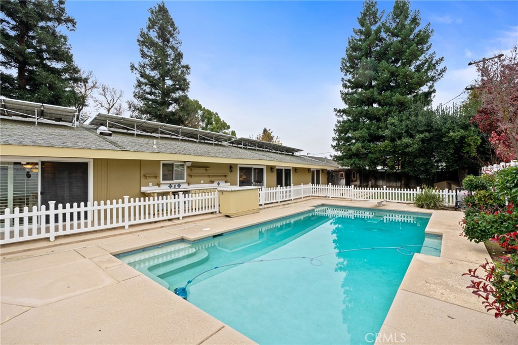 1011 Wyoming Dr, Merced, CA 95340