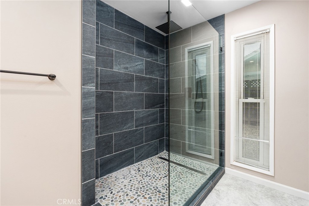 1011 Wyoming Dr, Merced, CA 95340