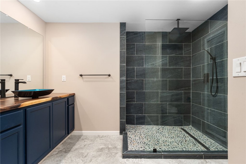 1011 Wyoming Dr, Merced, CA 95340