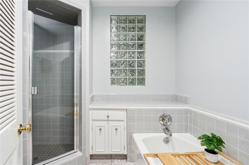 1011 Wyoming Dr, Merced, CA 95340