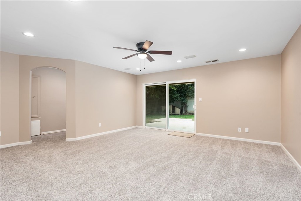 1011 Wyoming Dr, Merced, CA 95340