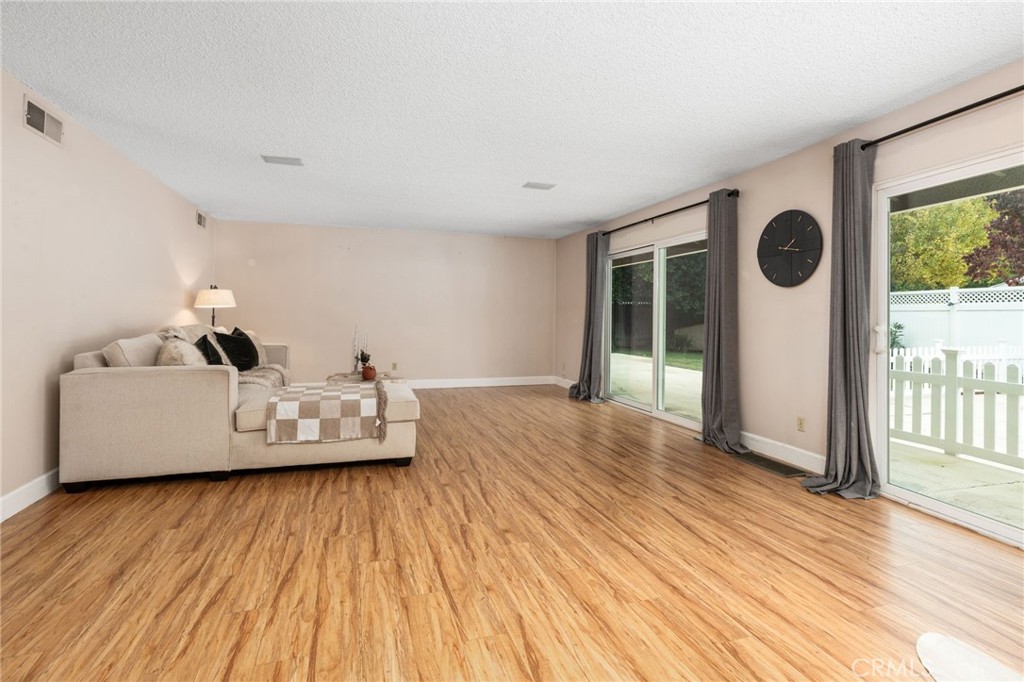 1011 Wyoming Dr, Merced, CA 95340