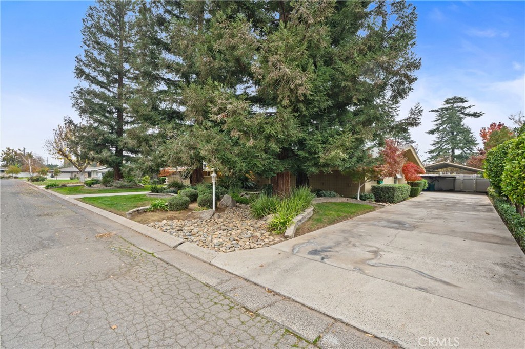 1011 Wyoming Dr, Merced, CA 95340