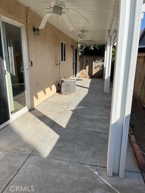 812 Via Rosa, Los Banos, CA 93635