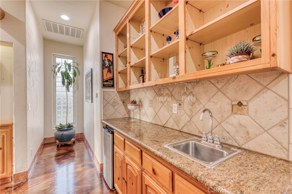 17433 El Dorado, Madera, CA 93636