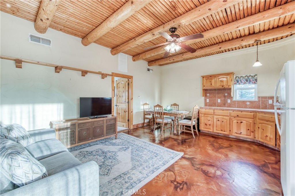 17433 El Dorado, Madera, CA 93636