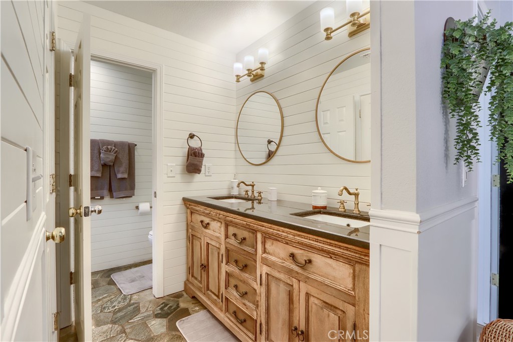 40740 Road 425A, Oakhurst, CA 93644