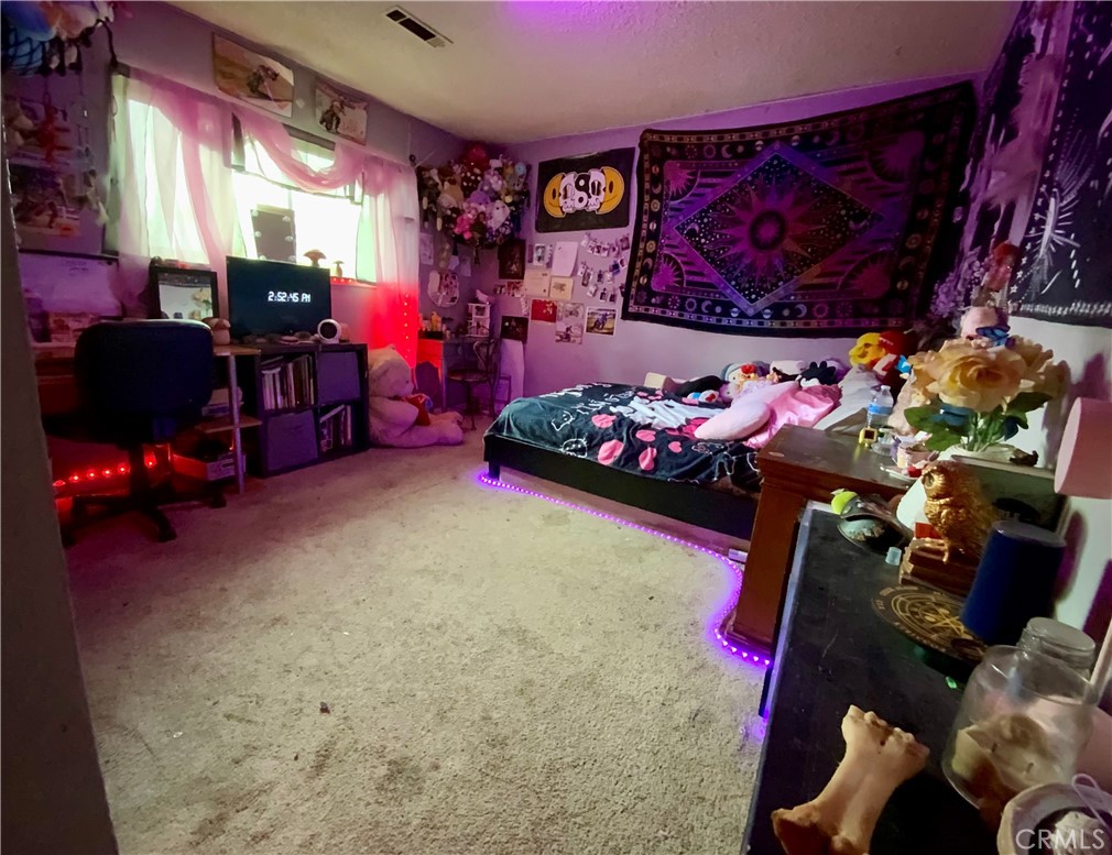 48833 Rock Point Rd, Oakhurst, CA 93644