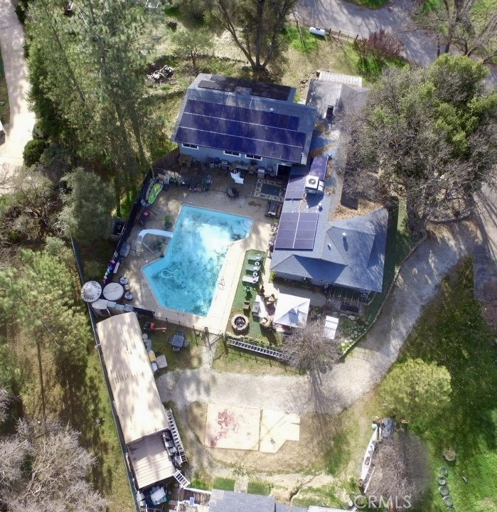 48833 Rock Point Rd, Oakhurst, CA 93644