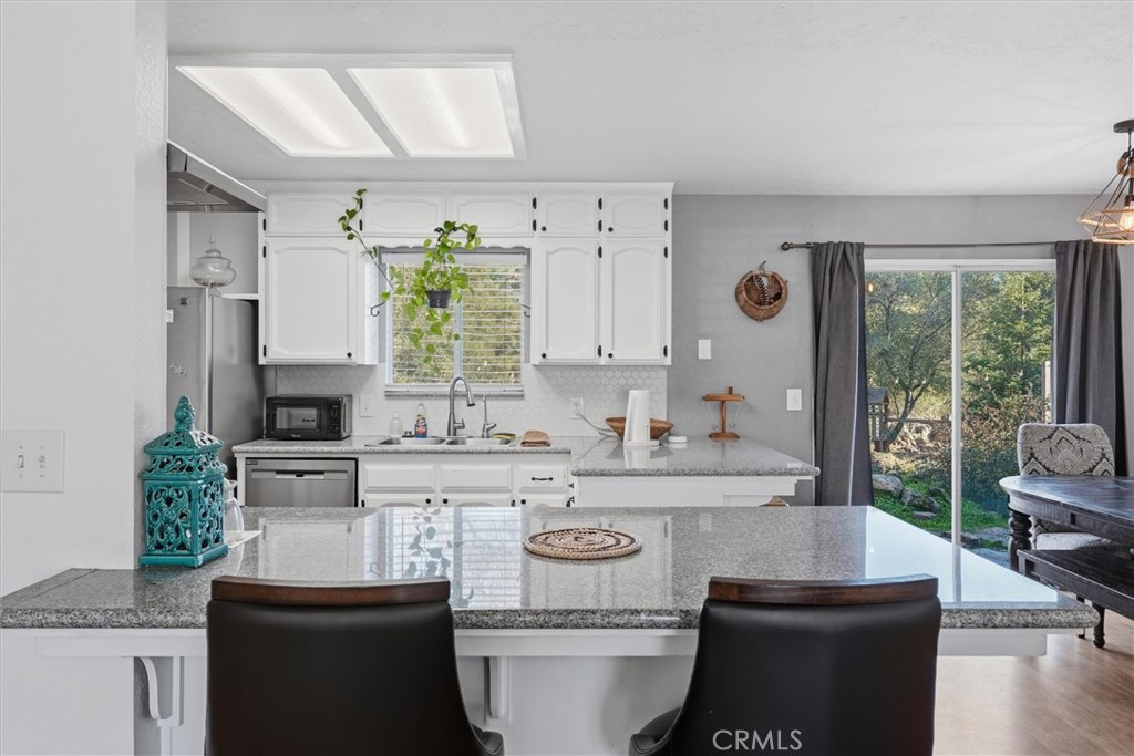 31083 Moccassin Ct, Coarsegold, CA 93614