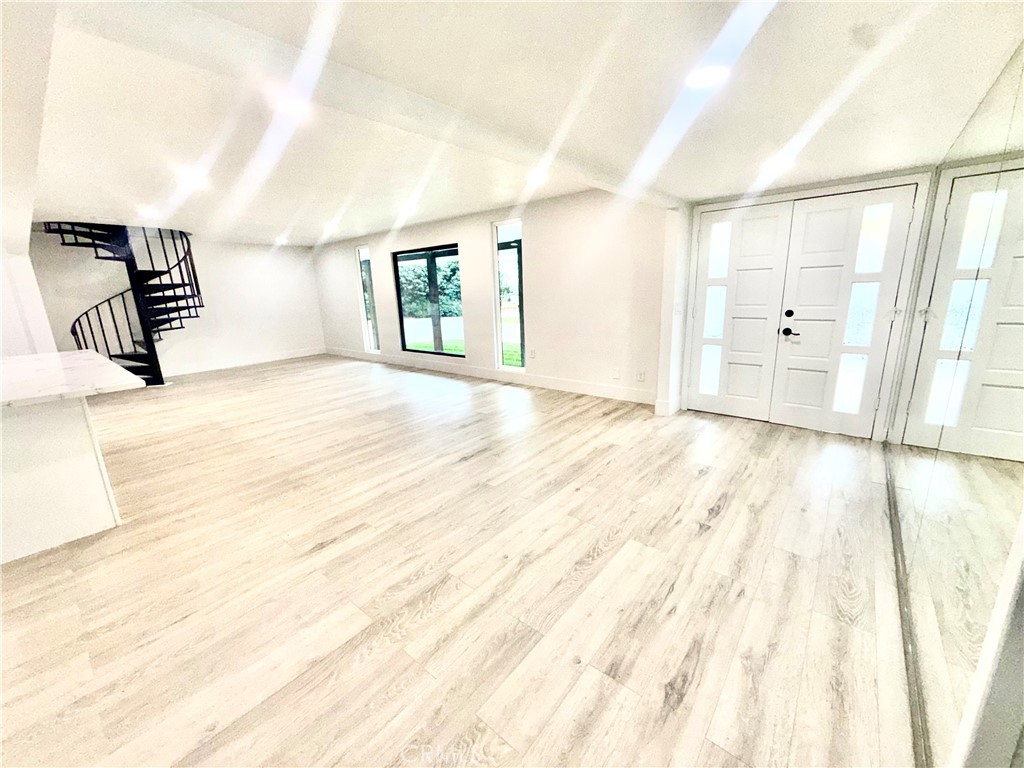 10326 10326 N N Fowler Ave, Clovis, CA 93619