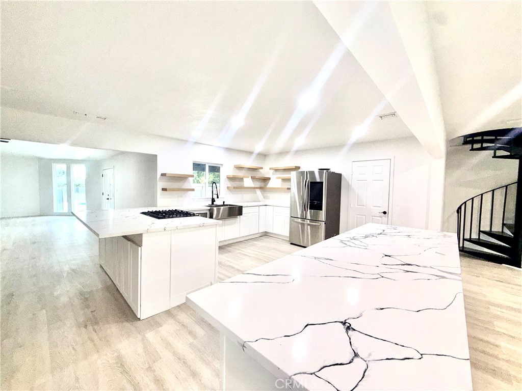 10326 10326 N N Fowler Ave, Clovis, CA 93619